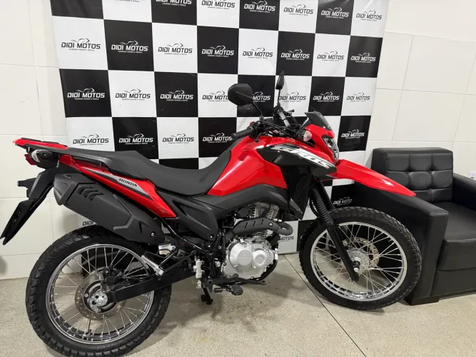 Vendo bros 160 2026 com apenas 120 km rodados!