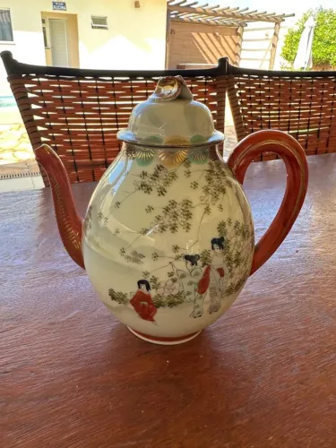 Bule japones autentico em porcelana