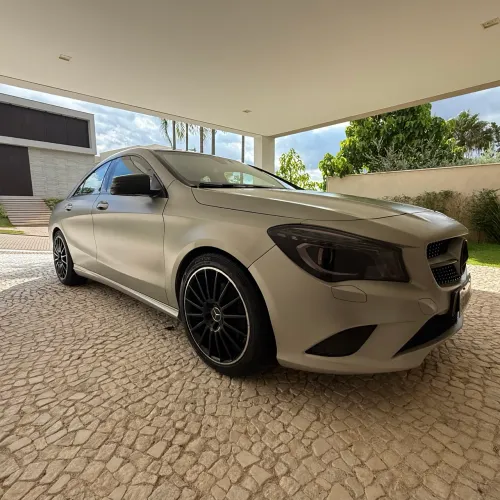 Mercedes-Benz CLA-200 First Edition 1.6 TB 16V Aut. 2014