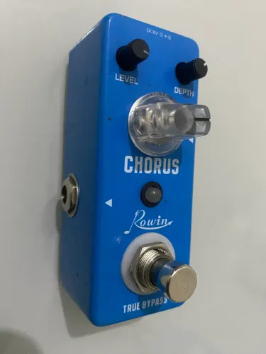 Excelente pedal de chorus!