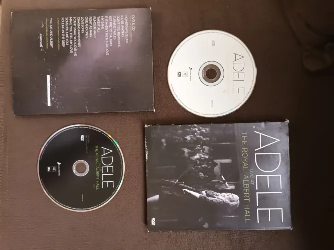 CD + DVD Adele Live at The Royal Albert Hall
