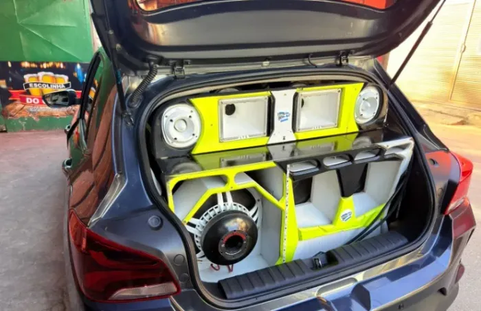 Som Automotivo - Caixa Trio
