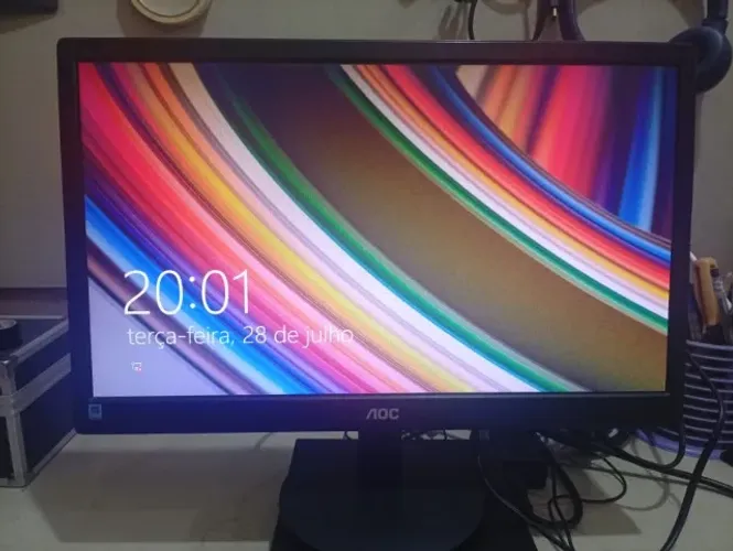monitor aoc