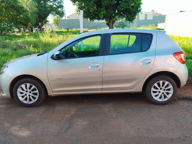 Renault Sandero Expression Flex 1.0 12V 5P 2019