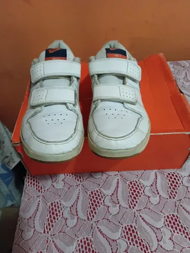 Tênis nike.