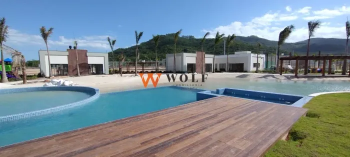 Terreno à venda no ACQUA CONDOMÍNIO CLUBE - Pronto para morar!