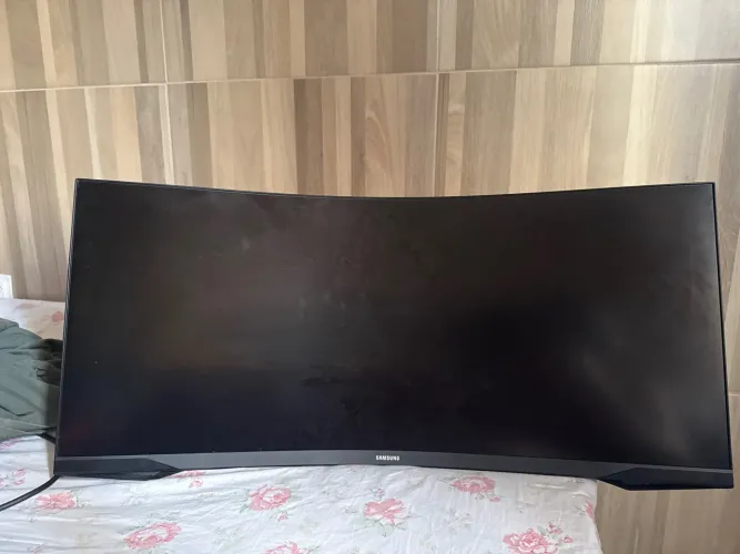 Monitor Samsung Odyssey g5 165hz 34