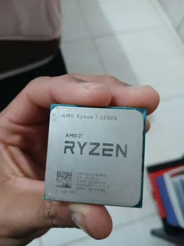 VENDO RYZEN 3 2200G