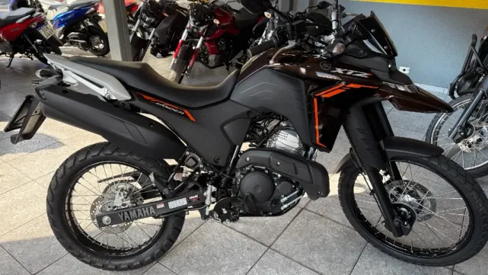 Lander 250 Connected 26/26 c/ 800 kms