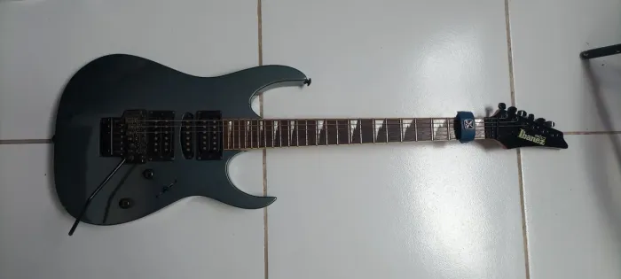 Guitarra ibanez