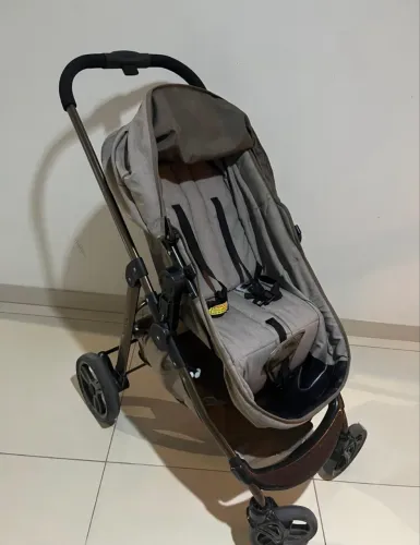 Carrinho de bebê Galzerano Olympus + Bebe conforto com base