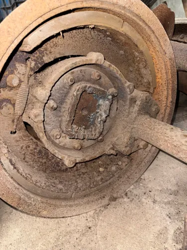 6 Rodas completa com freios