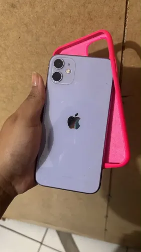 Vende- se IPhone 11