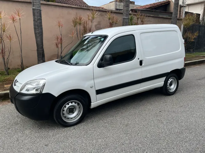Peugeot Partner Furgão 1.6 16v/ 1.6 16V Flex 3P 2020