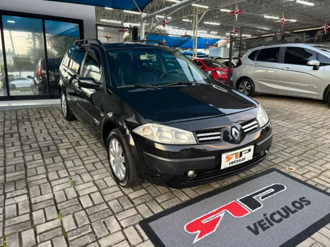Renault Megane Grand Tour Dynam. Hi-flex 1.6 16V 2011