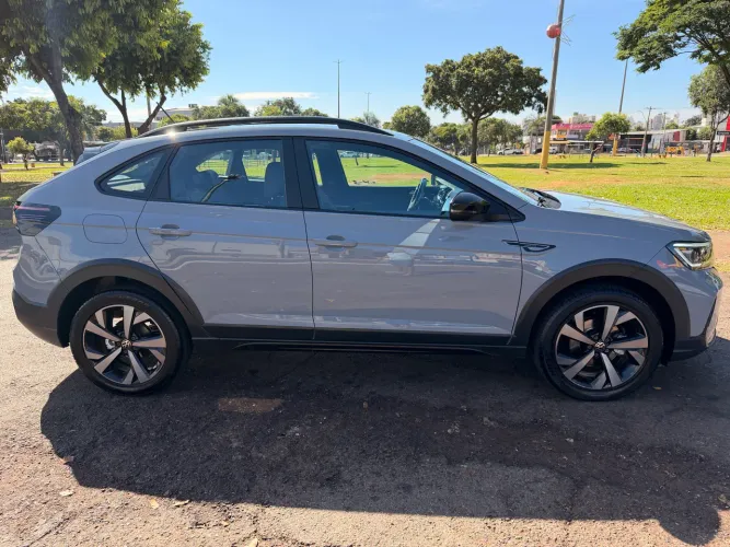 Volkswagen Nivus Highline 1.0 200 TSI Flex AUT 2023