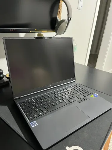 Notebook Gamer Avell STORM 570 - Excelente para Jogos e Trabalho Pesado