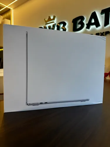 MacBook Air 2026 M5 16GB/512SSD 13.6? Silver - NOVO LACRADO - LOJA FÍSICA