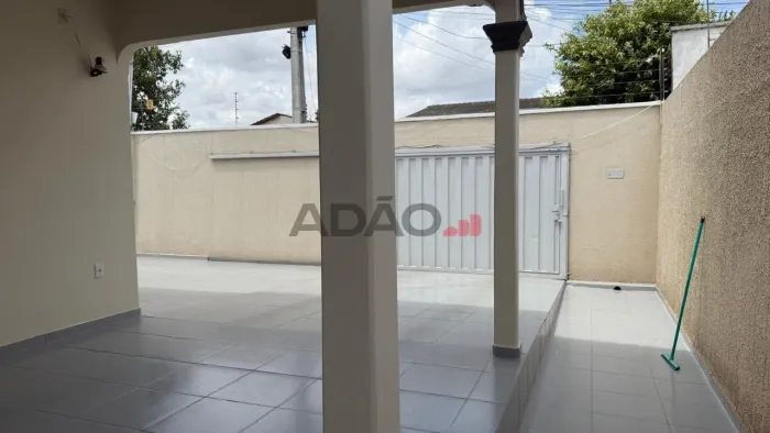 Casa Ampla com 360m² na Vila Isaura ao lado da Avenida Leste Oeste