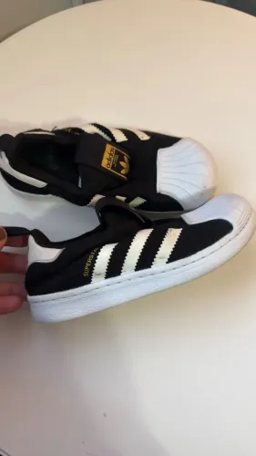 Tênis Adidas infantil