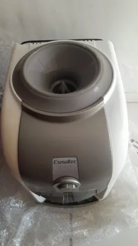 Bebedouro/Gelágua Esmaltec Semi Novo - R$ 400