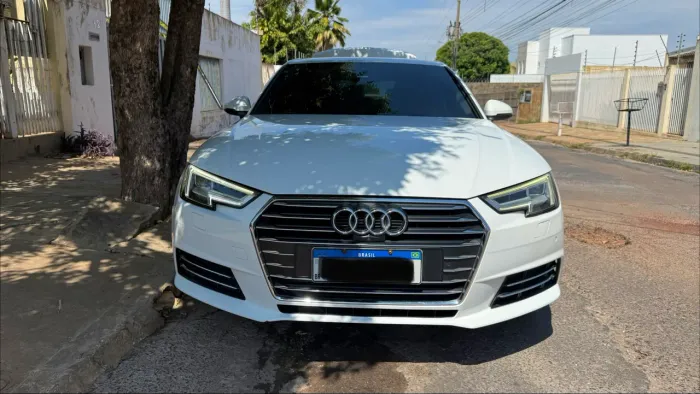 Audi A4 Launch Edition 2.0 TFSI 190cv S Troni 2017