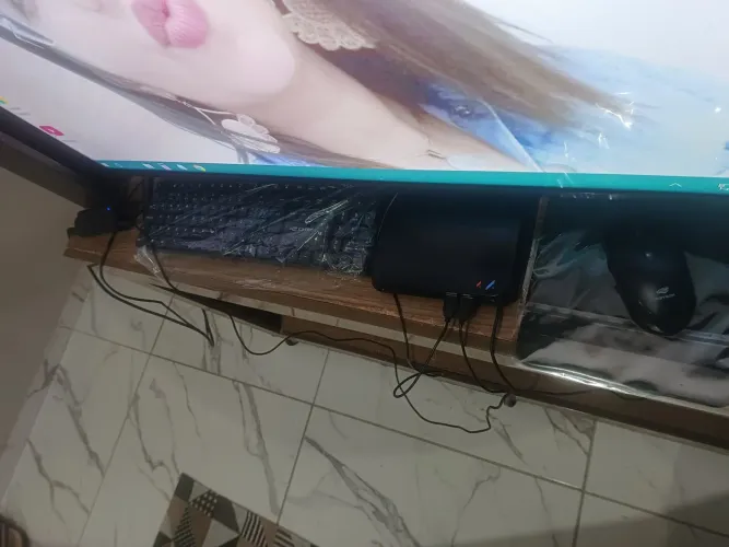Mini PC10W com teclado e mouse e Windows 10 