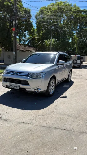 Mitsubishi Outlander 2.0 16V 160cv Aut. 2015