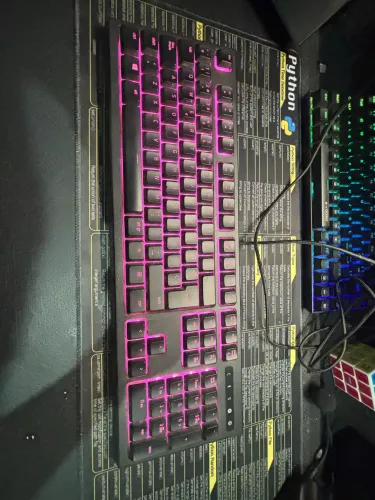 Razer Ornata Chroma ABNT2 ? com defeito (para peças ou conserto)