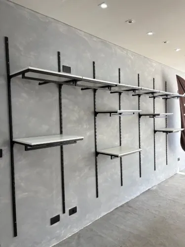 Conjunto Estante Cremalheira Comac 6 Estantes 15 Prateleiras 370x200 cm