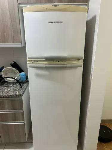 Geladeira 410 litros em ótimo estado