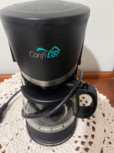 Cafeteira funcionando 14 cafés