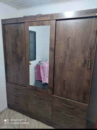 Vendo guarda roupa usado bem conservado entrega+montagem grátis