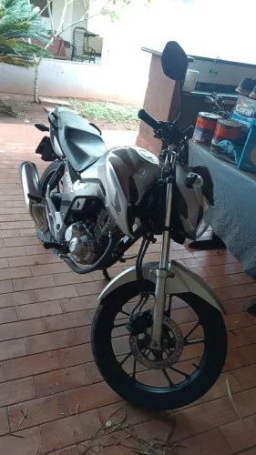 Vendo cg fan 160 muito novo 