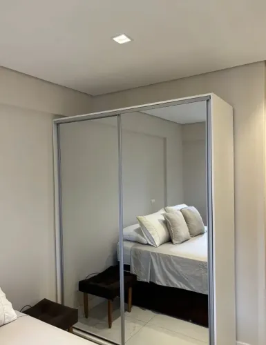Guarda roupa novo