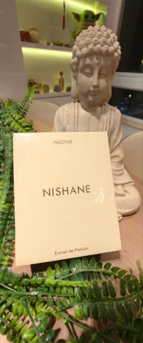 ORIGINAL Hacivat Nishane 100ml novo, lacrado