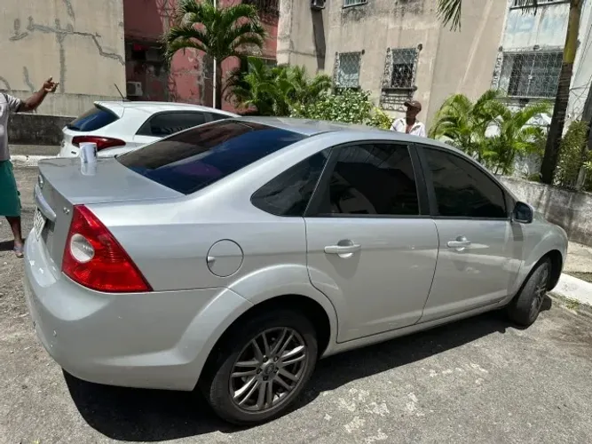 Ford Focus Sedan 2.0 16v/2.0 16V Flex 4P 2012