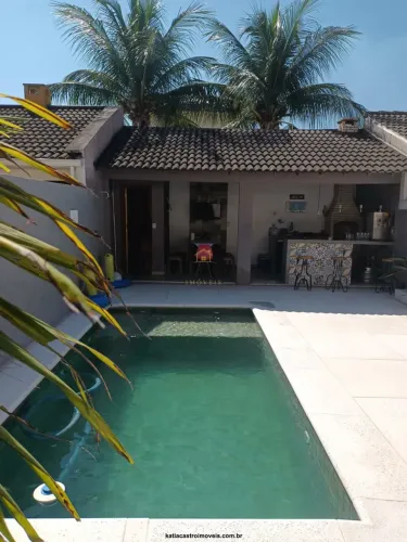 Casas em Condomínio para venda em Niteroi no bairro Itaipu