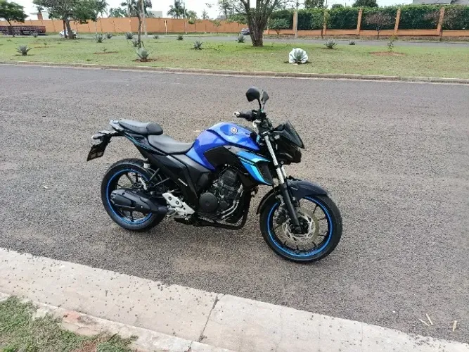 Yamaha FZ25 250 Fazer Flex 2024