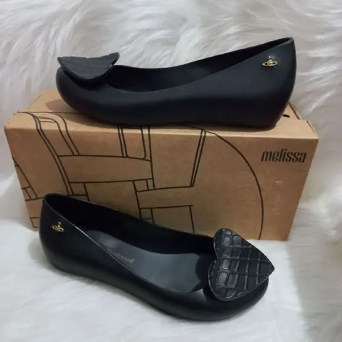 melissa vivienne westwood 33/34