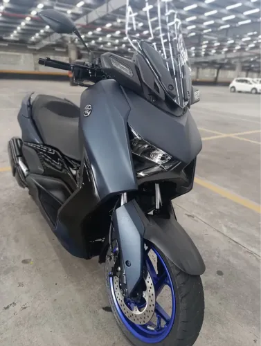 Xmax 250 conected 2025 novíssima 