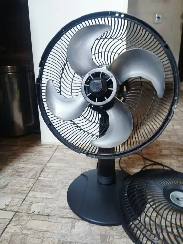 Ventilador de 40"p Super Ventilação silencios do geito q está Aceit. Cart..