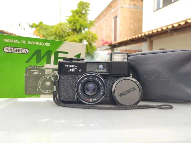Câmera Fotográfica Yashica MF-1