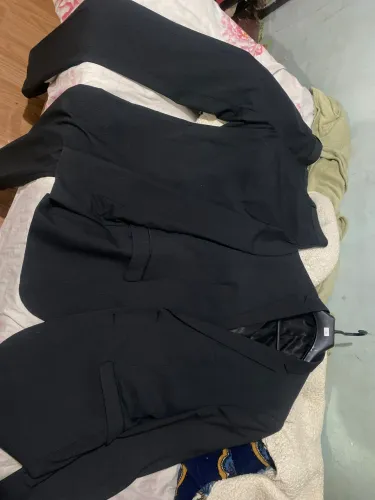 Vendo blazer número 56 calça de é número 50 praticamente novos 