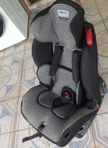 Burigotto Cadeira para Auto Matrix, Até 25 kg, em perfeitas condições.