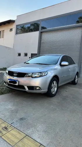 Kia Motors Cerato 1.6 16V Mec. 2011