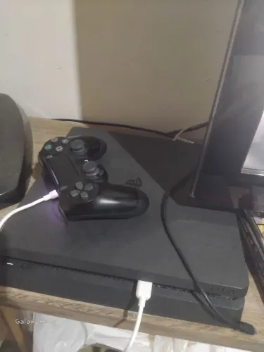 Ps4 slim 500 gb
