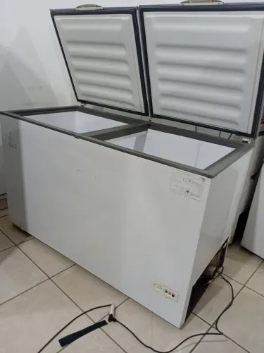Freezer horizontal
