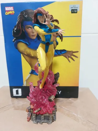 Jean Grey Iron Studios 