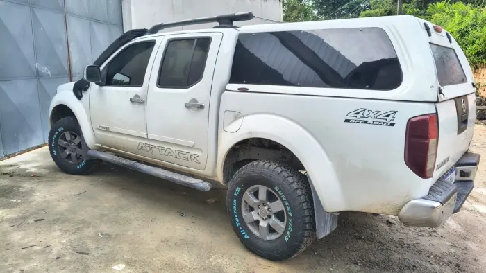 Nissan Frontier SV AT. CD 4X4 2.5 TB Dies. Aut. 2015
